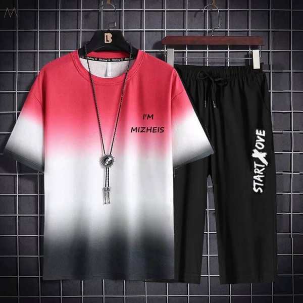 レッド01/Tシャツ+ブラック/パンツ