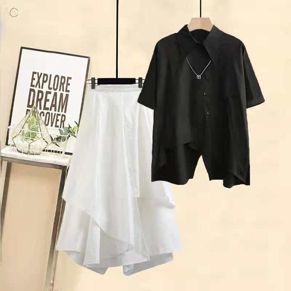 ブラック/シャツ+ホワイト/スカート