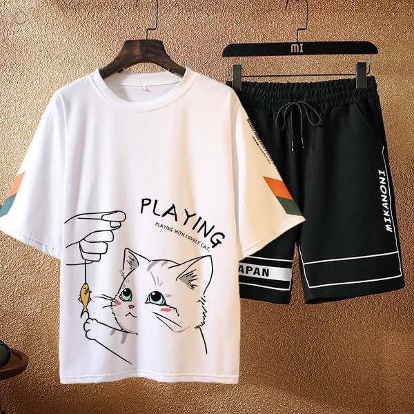 ホワイト/Tシャツ+ブラック/パンツ（ネコ柄）