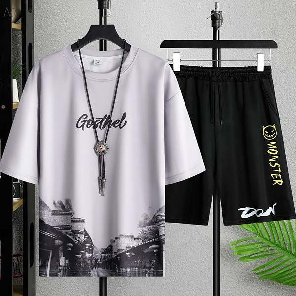 グレー/Tシャツ+ブラック／パンツ